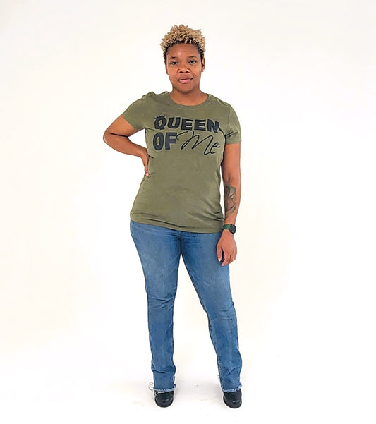 Queen of Me Tee – Heathered Military Green